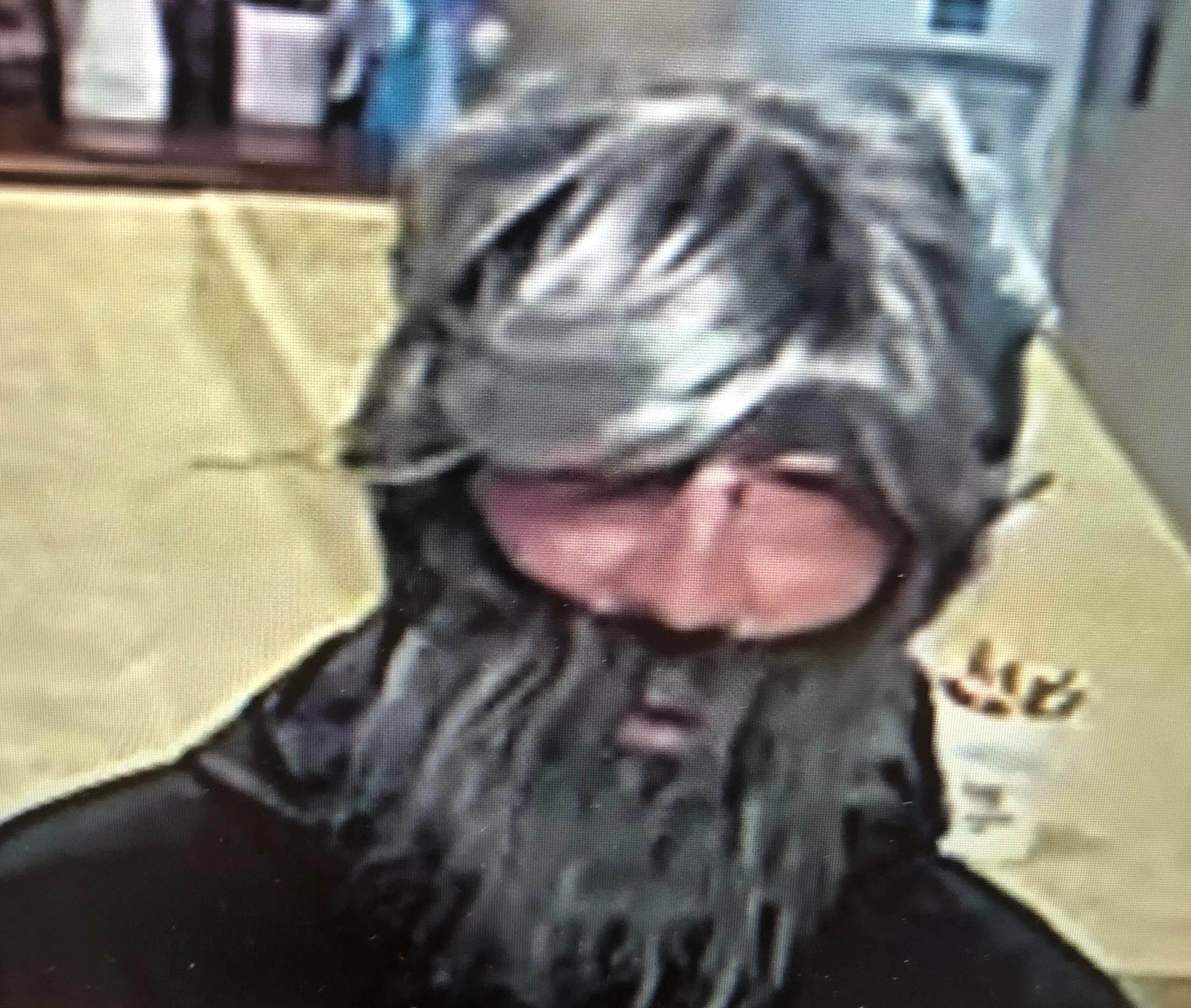 Foto reale di Brett Ryan con la barba finta.